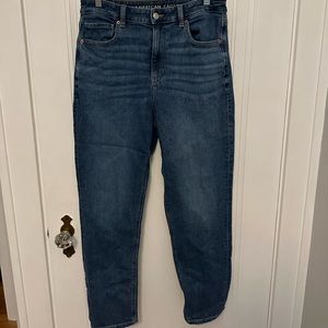 American eagle mom jeans